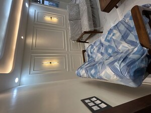 Furnished Amenities in 3 BHK Apartment at Paramount Floraville, Sector 137 – for Rent