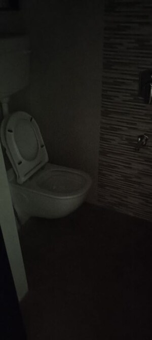 Bathroom in 1 BHK Apartment at Shyam Vatika, Ashok Nagar – for Sale