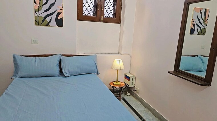 Balcony, ansal-time-square 3 Bedroom 300 Sq.Yd. Builder Floor In Sector 43 Gurgaon 10290249