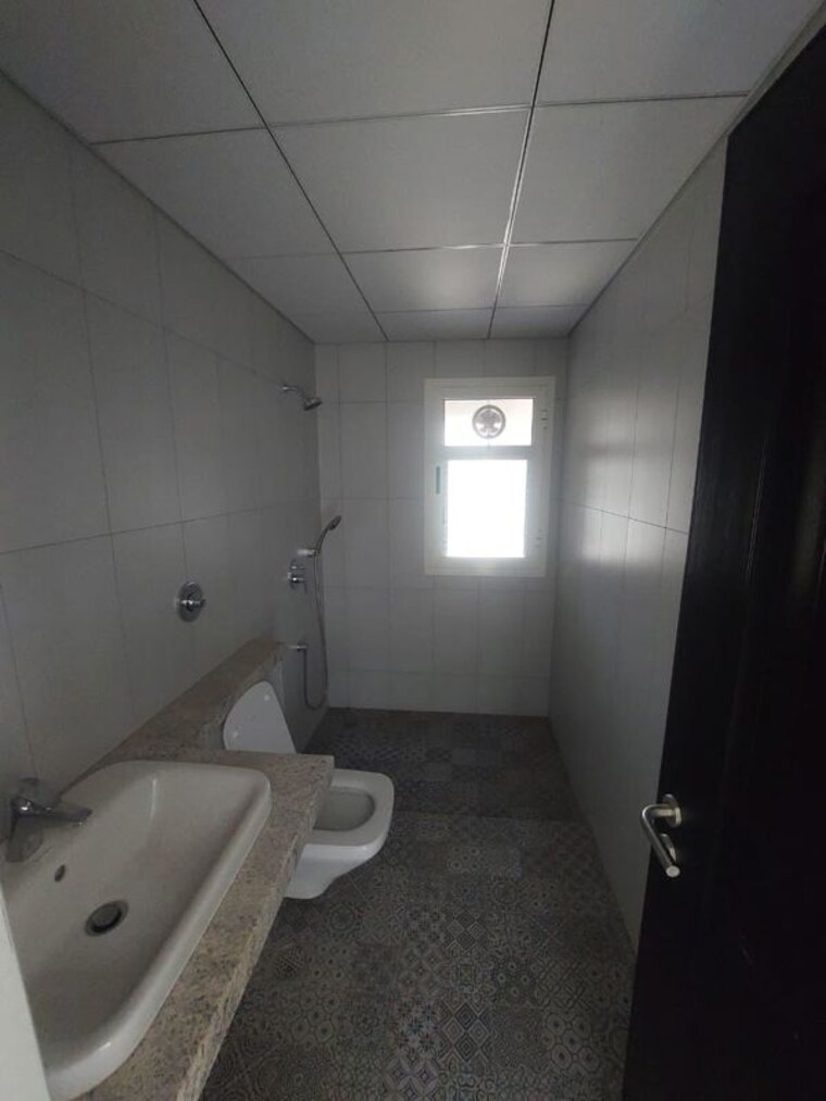 Bathroom, sobha-nesara 3 Bedroom 1640 Sq.Ft. Apartment In Kothrud Pune 10290266