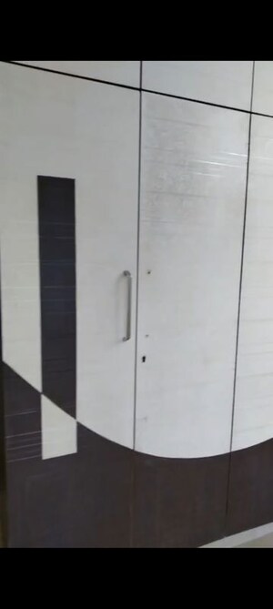  2 BHK Apartment at Goregaon West – for Sale