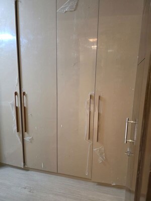 Furnished Amenities in 2 BHK Builder Floor at New Industrial Township 3 – for Rent