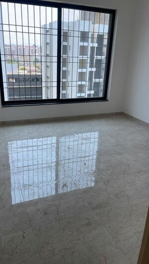 Room in  Apartment at Austin One, Pimple Saudagar – for Rent