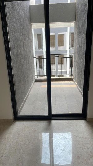 Room in  Apartment at Austin One, Pimple Saudagar – for Rent