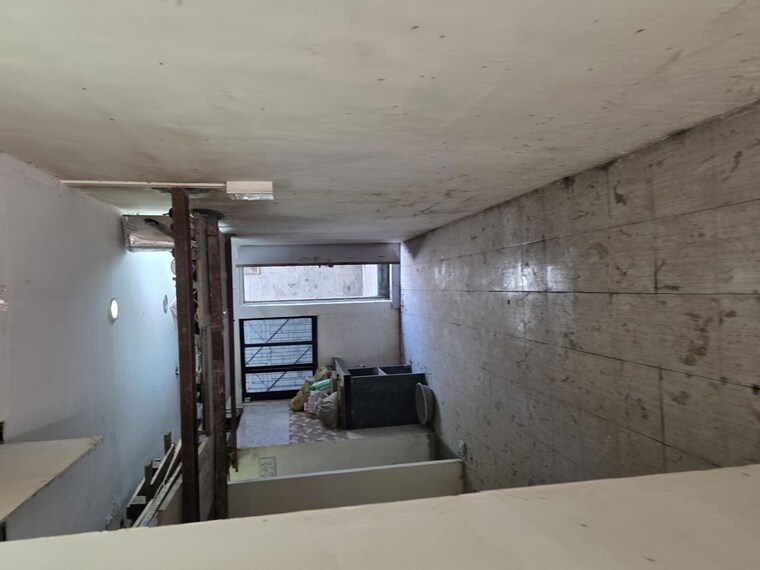  Parking, sahar-cargo-estate 1 RK 300 Sq.Ft. Villa In Andheri East Mumbai 10290287