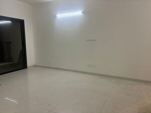 Room in 3 BHK Apartment at Sobha Manhattan Towers Town Park, Hosur Road – for Rent