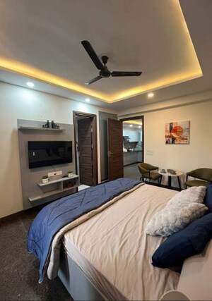 Bedroom in 2 BHK Builder Floor at Sector 56 – for Rent