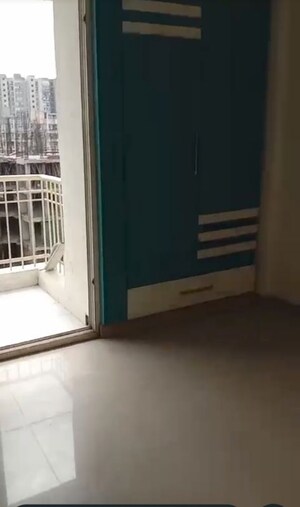 Room in 2 BHK Apartment at JKG Palm Resort, Raj Nagar Extension – for Sale