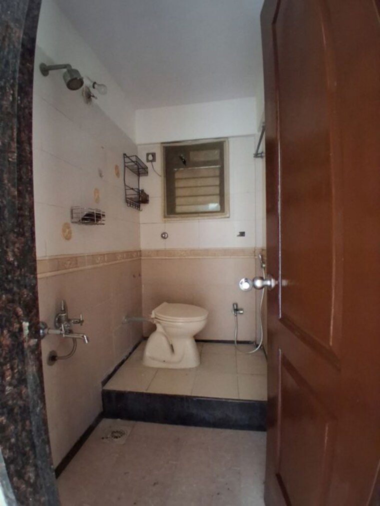 Bathroom, sai-tharwanis-heights 2 Bedroom 1275 Sq.Ft. Apartment In Sanpada Navi Mumbai 10290327