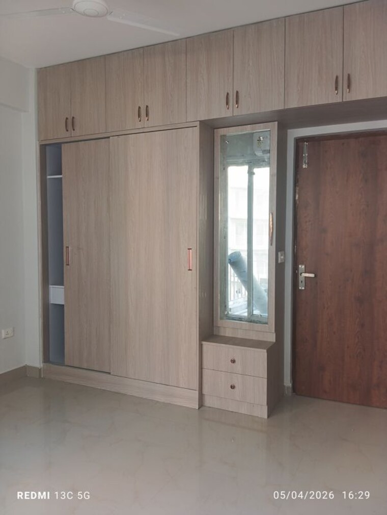 Room, bedarwals-sixty-three-golf-drive 2 Bedroom 1200 Sq.Ft. Apartment In Sector 63 Gurgaon 10290322