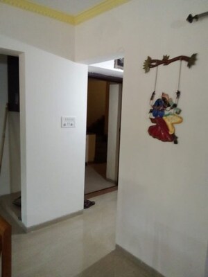 Room in  Apartment at Dwarka Lords, Pimple Saudagar – for Rent
