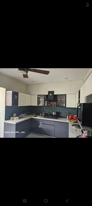 Team Area in 3.5 BHK Apartment at Amrapali Sapphire, Sector 45 – for Rent