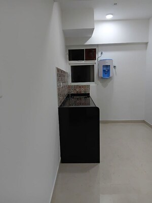 Furnished Amenities in 1 BHK Apartment at Mahalaxmi CHS Parel, Parel – for Rent