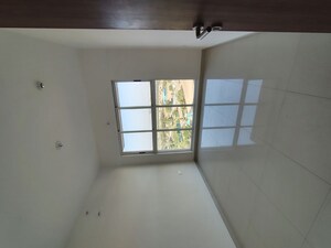 Room in 2 BHK Apartment at Lodha Amara Tower 24 And 25, Kolshet Road – for Rent