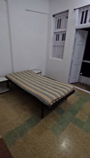 Bedroom in 2 BHK Apartment at Ganesh CHS Dadar, Dadar West – for Rent