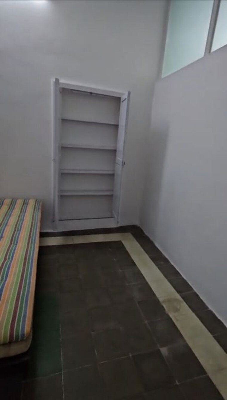 undefined, ganesh-chs-dadar 2 Bedroom 600 Sq.Ft. Apartment In Dadar West Mumbai 10290463