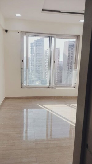 Room in 2 BHK Apartment at Sidhivinayak Opulence, Deonar – for Rent