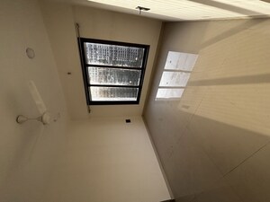 Room in 2 BHK Apartment at Aasamanta Sandesh CHS, Jay Prakash Nagar – for Rent