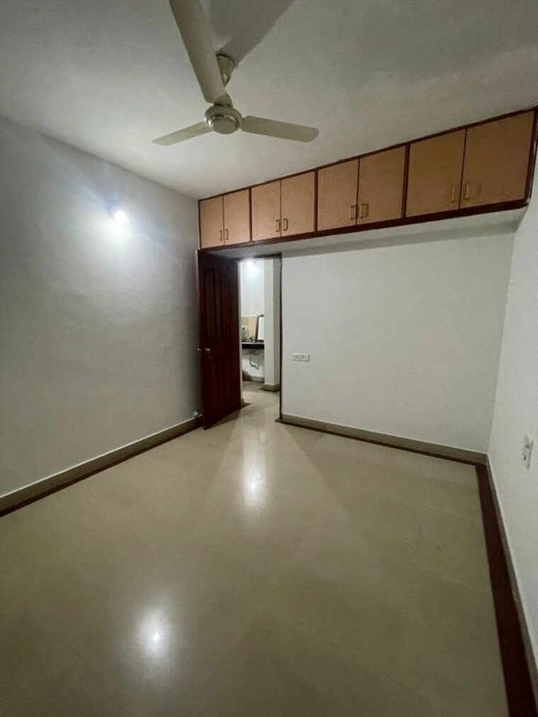Room, hari-om-puram 1 Bedroom 580 Sq.Ft. Apartment In Aundh Pune 10290538