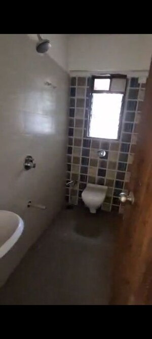 Bathroom in 2 BHK Apartment at Nehru Nagar – for Rent