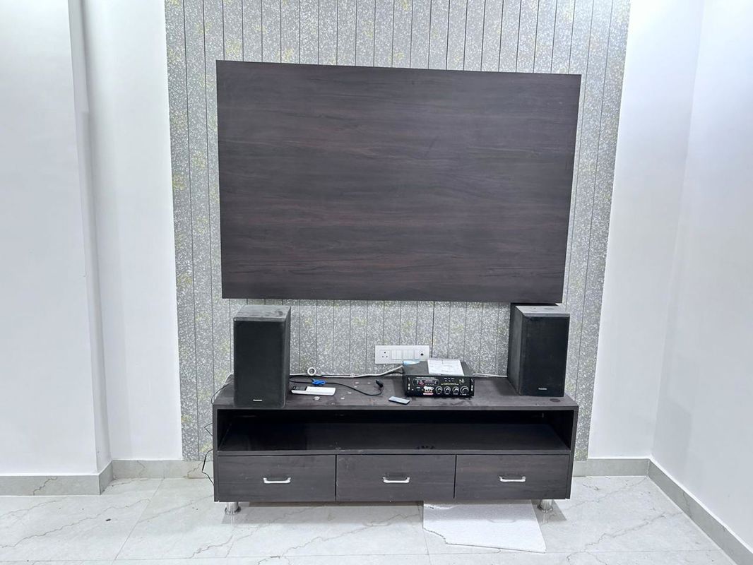 4 BHK Apartment For Rent in Aastha Appartment