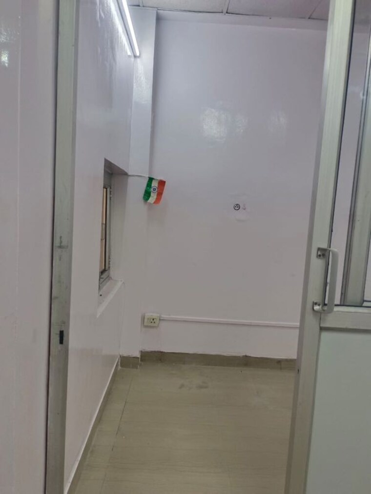 Bathroom, acacia-tower Commercial Office Space 450 Sq.Ft. In Lda Colony Lucknow 10290527