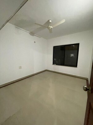 Room in 2 BHK Apartment at Suvarnayug Loksangam Vihar, Aundh – for Rent