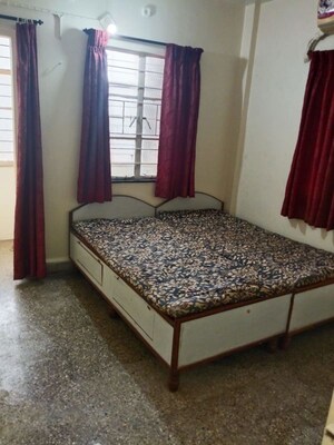 Bedroom in 2 BHK Apartment at Shri Ram Niwas, Aundh – for Rent