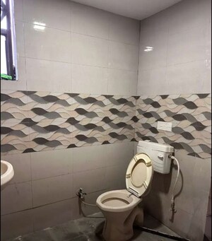 Bathroom in 2 BHK Independent House at Gomti Nagar – for Rent