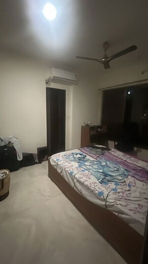 Bedroom in 2 BHK Apartment at Lucent Fressia Ranibello, Malad East – for Rent