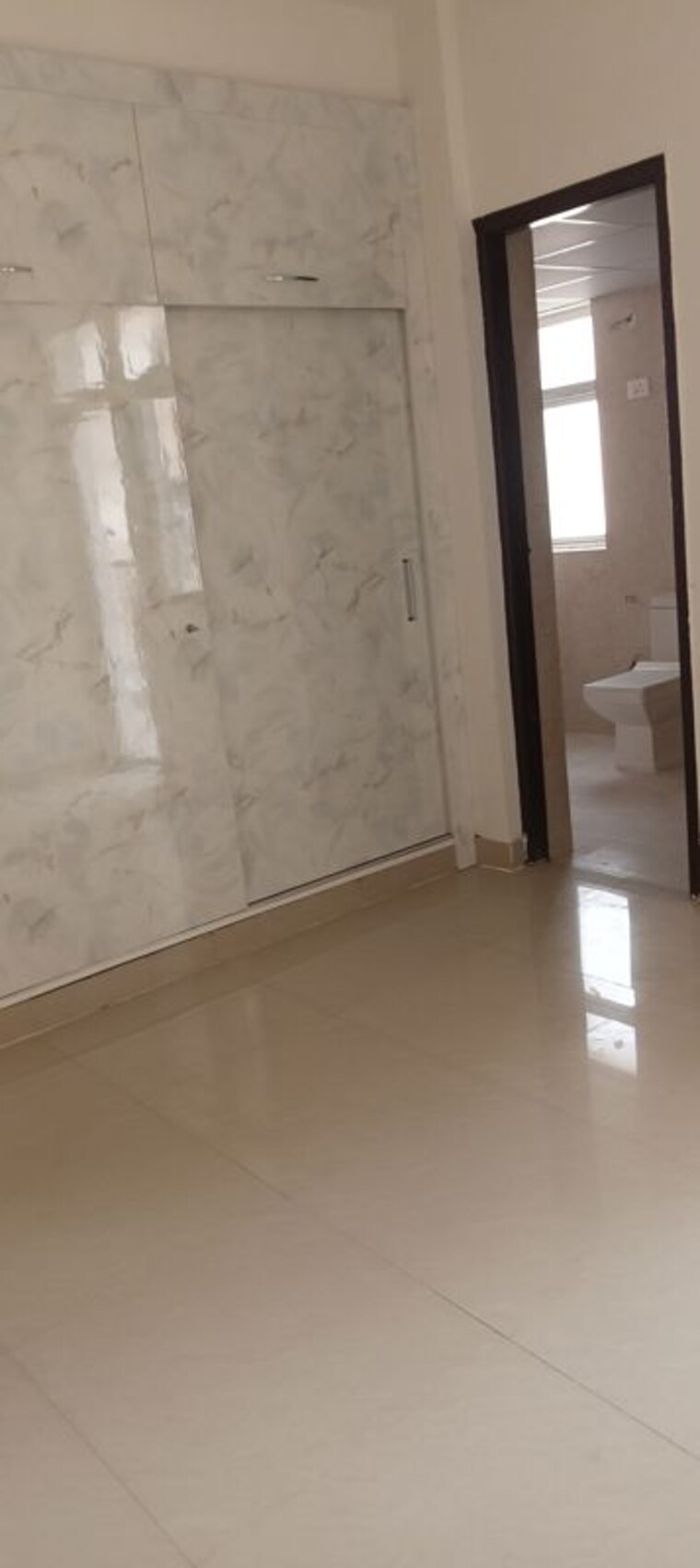 Room, amrapali-heartbeat-city 4 Bedroom 3235 Sq.Ft. Apartment In Sector 107 Noida 10290584