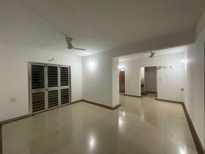 Room in 3 BHK Apartment at Pinnac Kanchanganga, Aundh – for Rent