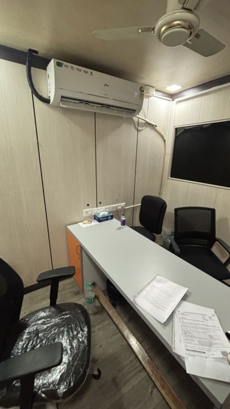 Team Area, kul-palladio Commercial Office Space 180 Sq.Ft. In Andheri East Mumbai 10131059