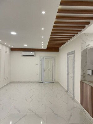Hall in 6+ BHK Builder Floor at Lok Vihar – for Rent