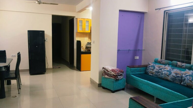 Living Room, shirine-garden-co-operative-housing-society-ltd 2 Bedroom 1000 Sq.Ft. Apartment In Aundh Pune 10290605