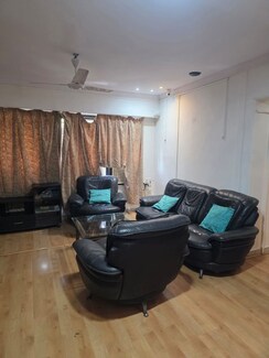 3 BHK + Extra Room Apartment For Rent in Oshiwara