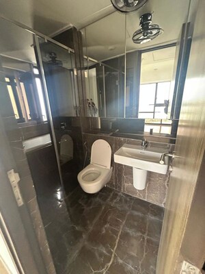 Team Area in 3 BHK Apartment at Lodha World View, Worli – for Rent