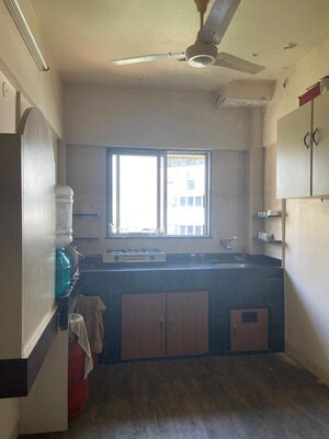 Kitchen in 1.5 BHK Apartment at Om Arcade Dadar West, Dadar West – for Rent