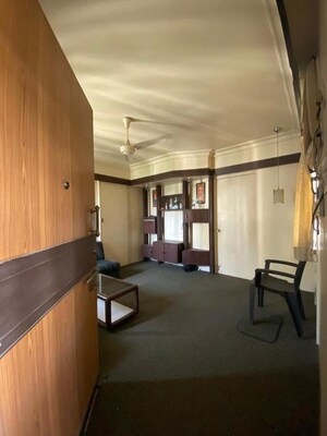 Team Area in 1.5 BHK Apartment at Om Arcade Dadar West, Dadar West – for Rent