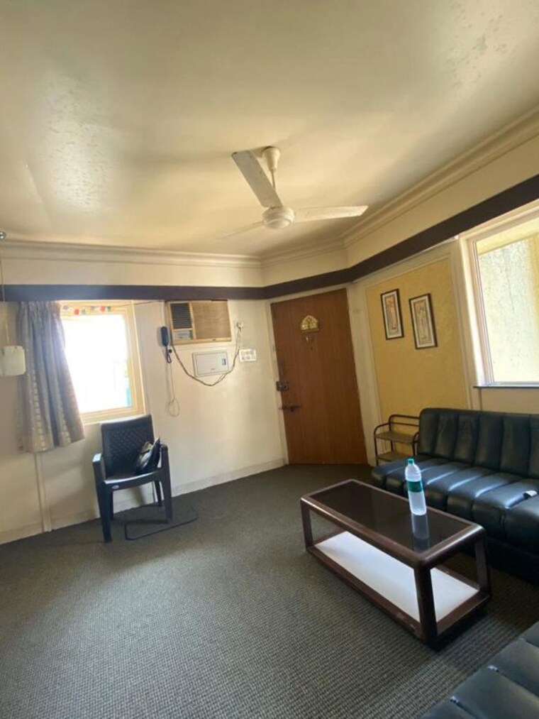 Gym, om-arcade-dadar-west 1.5 Bedroom 600 Sq.Ft. Apartment In Dadar West Mumbai 10290639