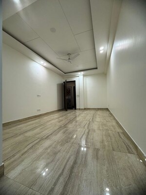 Room in 2 BHK Builder Floor at Chattarpur – for Rent