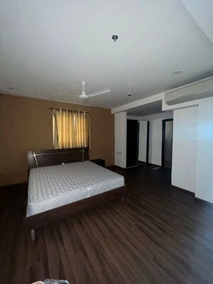 Bedroom in 3.5 BHK Apartment at Golf Edge, Gachibowli – for Rent