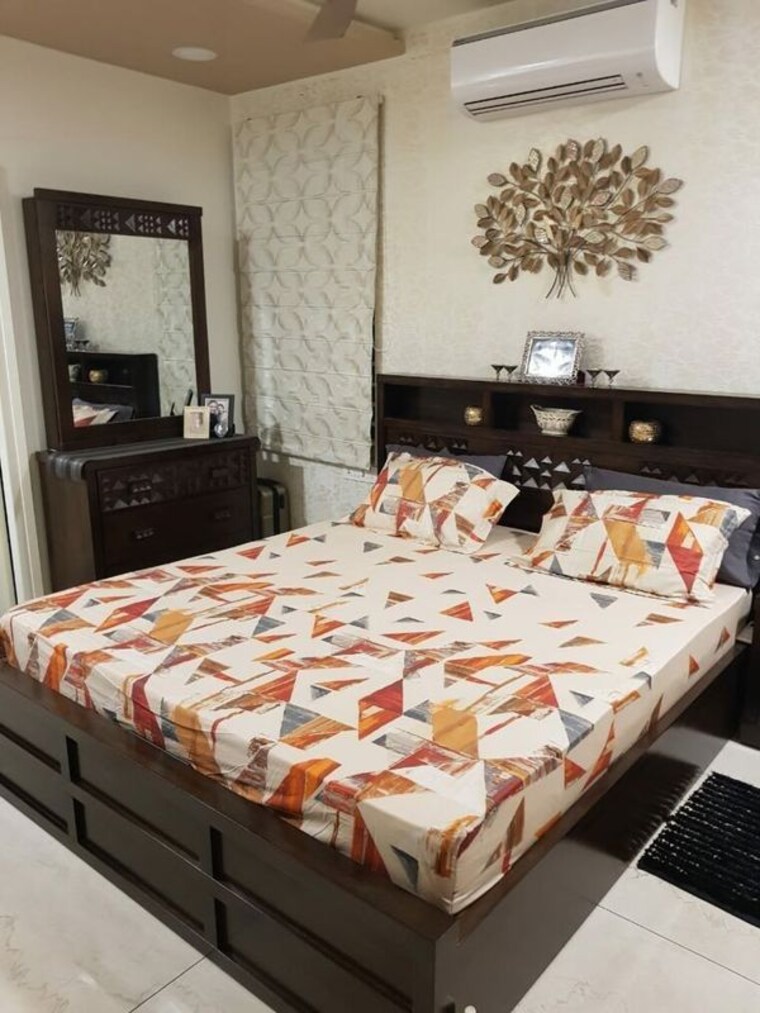 Bedroom, pitampura 4 Bedroom 2500 Sq.Ft. Apartment In Pitampura Delhi 10290663