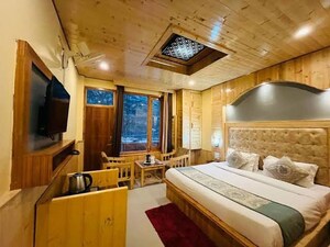 Kitchen in 3 BHK Builder Floor at Sector 104 – for Sale