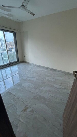 Master Bedroom in 2 BHK Apartment at Andheri West – for Rent