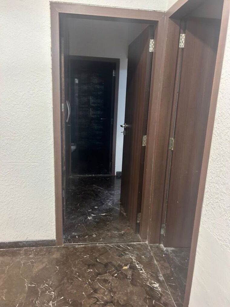 undefined, lokhandwala complex 2 Bedroom 1000 Sq.Ft. Apartment In Lokhandwala Complex Mumbai 10290718