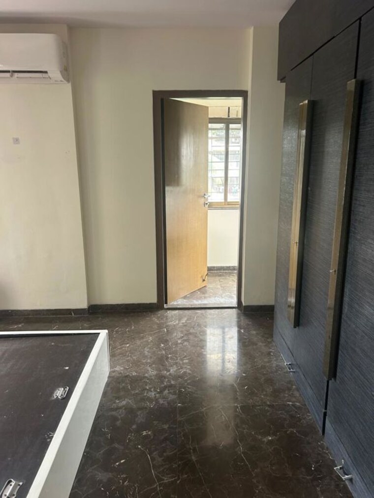 Bedroom, lokhandwala complex 2 Bedroom 1000 Sq.Ft. Apartment In Lokhandwala Complex Mumbai 10290718