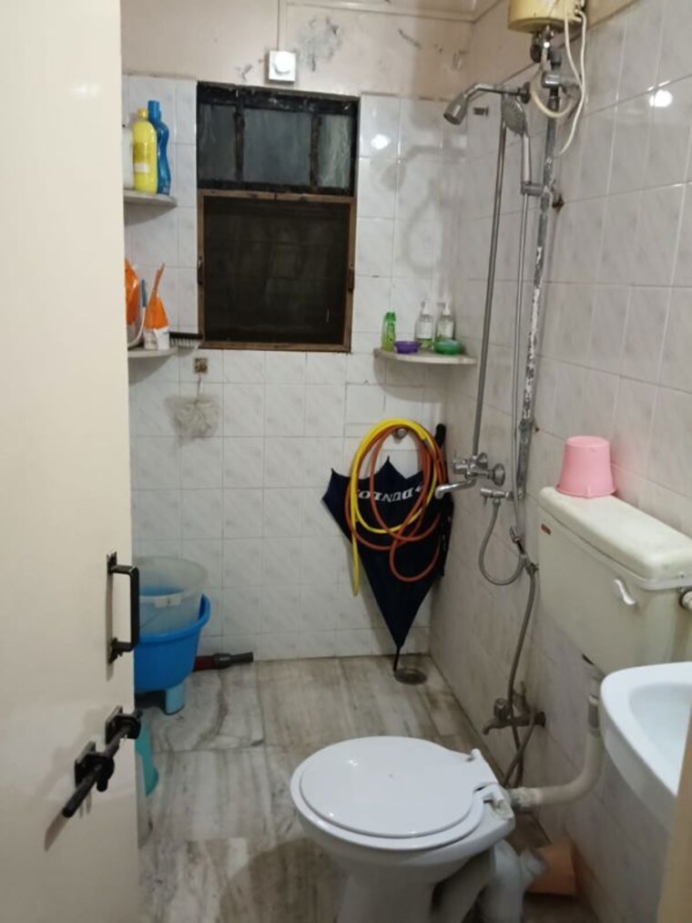 Bathroom, gulmohar-villa 2 Bedroom 1500 Sq.Ft. Apartment In Aundh Pune 10290734