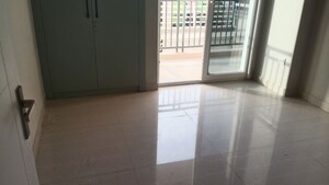 Room in 2 BHK Apartment at Eldeco Live By The Greens, Sector 150 – for Rent