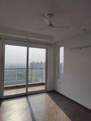 Room in 2 BHK Apartment at Ace Starlit, Sector 152 – for Rent